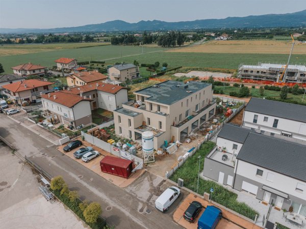 appartamento in vendita a Thiene in zona Santo