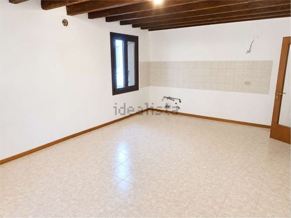 casa indipendente in vendita a Thiene