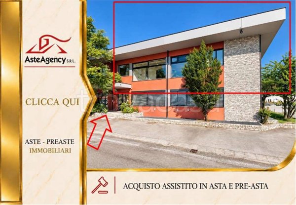 locale commerciale in vendita a Thiene in zona Santo