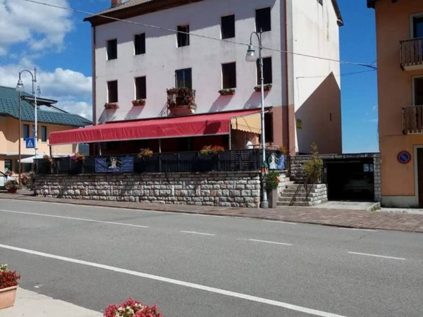 casa indipendente in vendita a Tonezza del Cimone