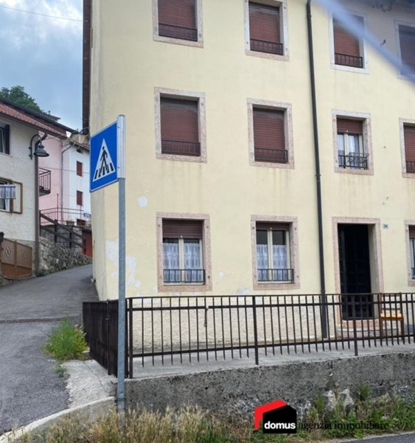 casa indipendente in vendita a Tonezza del Cimone