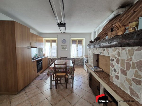 casa indipendente in vendita a Tonezza del Cimone