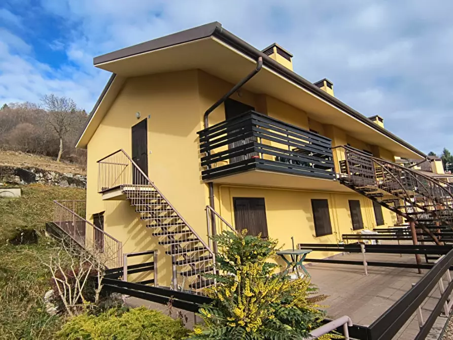 appartamento in vendita a Tonezza del Cimone