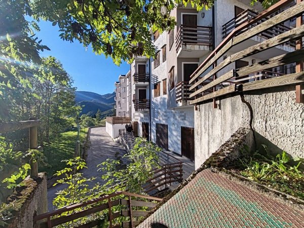 appartamento in vendita a Tonezza del Cimone