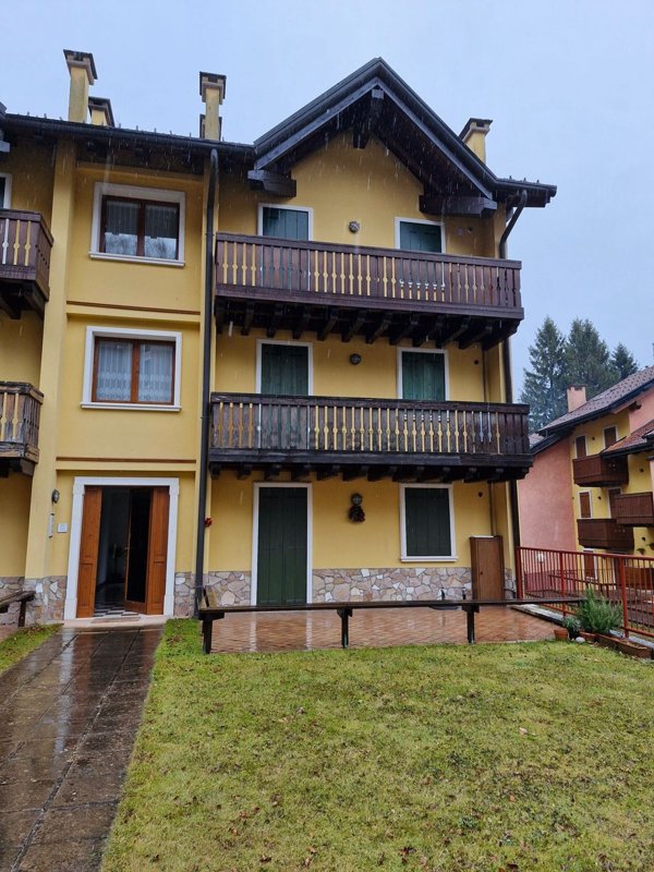 appartamento in vendita a Tonezza del Cimone