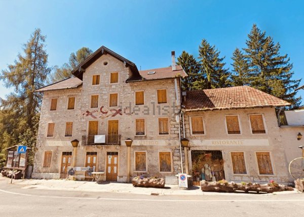 casa indipendente in vendita a Tonezza del Cimone