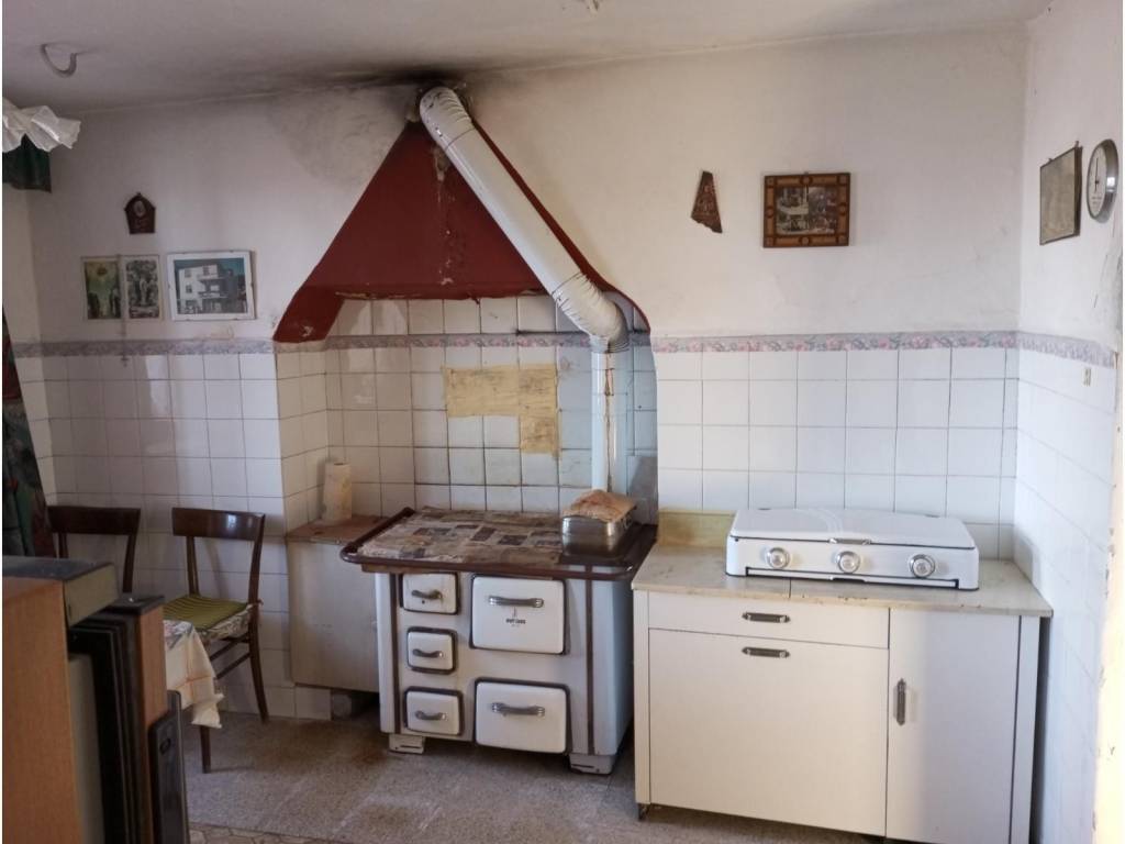 casa indipendente in vendita a Tonezza del Cimone