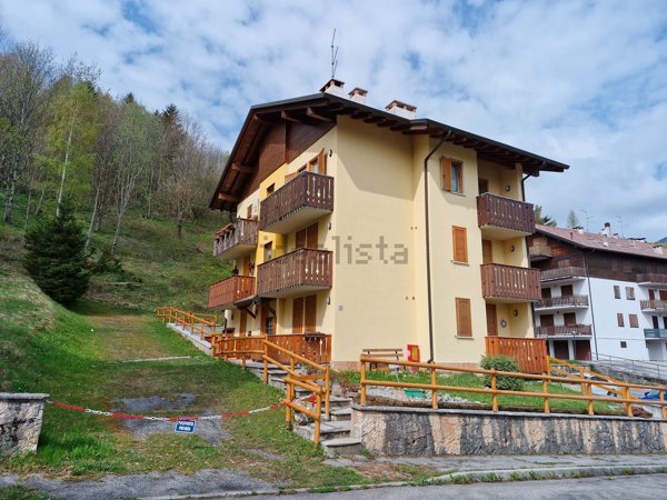 appartamento in vendita a Tonezza del Cimone