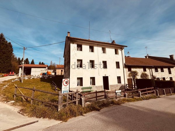 appartamento in vendita a Tonezza del Cimone