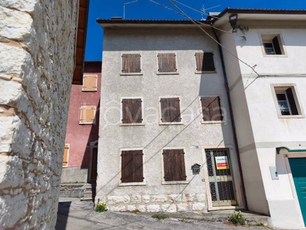 casa indipendente in vendita a Tonezza del Cimone