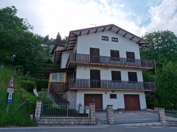 casa indipendente in vendita a Tonezza del Cimone