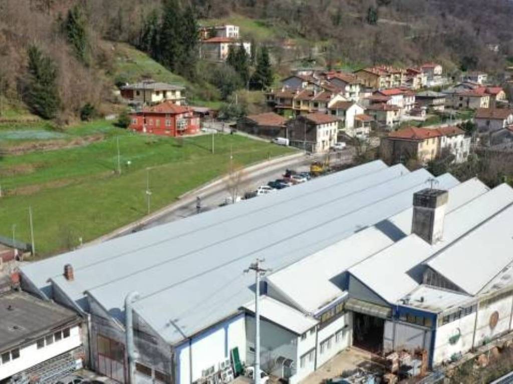 locale commerciale in vendita a Torrebelvicino