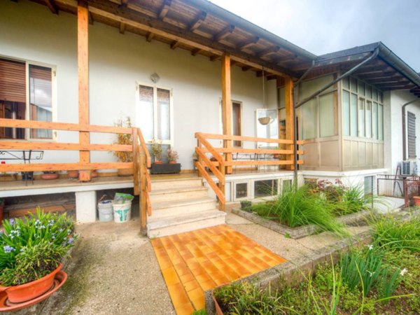 casa indipendente in vendita a Torrebelvicino