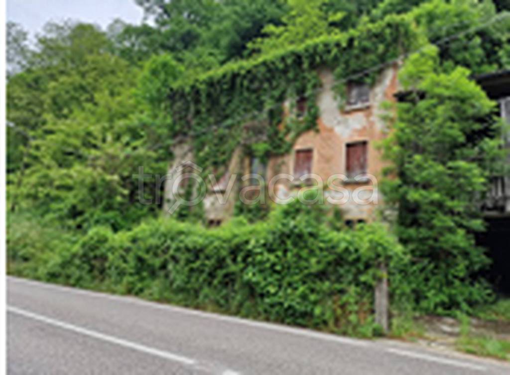 locale di sgombero in vendita a Torrebelvicino