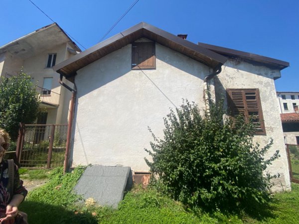casa indipendente in vendita a Torrebelvicino in zona Pievebelvicino
