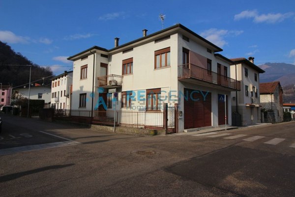 casa indipendente in vendita a Torrebelvicino