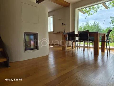 casa indipendente in vendita a Torrebelvicino