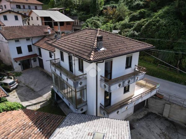 casa indipendente in vendita a Torrebelvicino