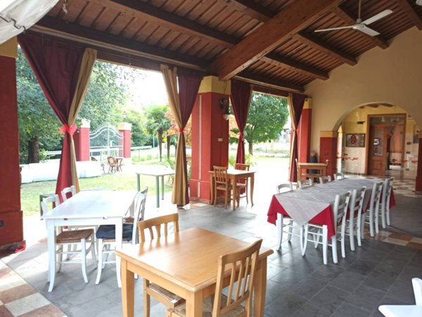 negozio in vendita a Torri di Quartesolo