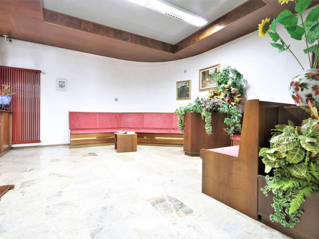 negozio in vendita a Torri di Quartesolo