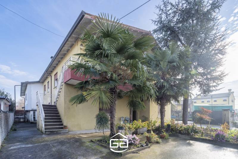 casa semindipendente in vendita a Torri di Quartesolo in zona Lerino