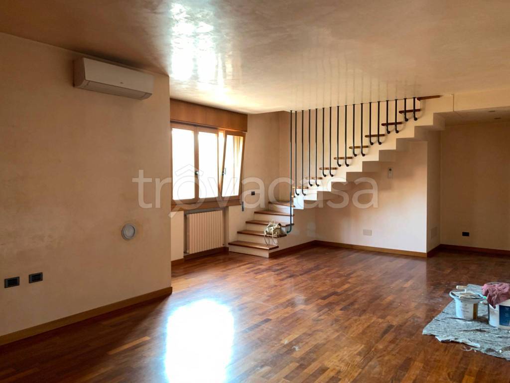 casa indipendente in vendita a Torri di Quartesolo
