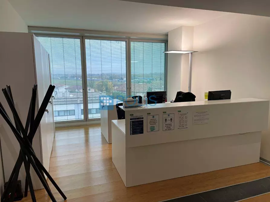 ufficio in vendita a Torri di Quartesolo