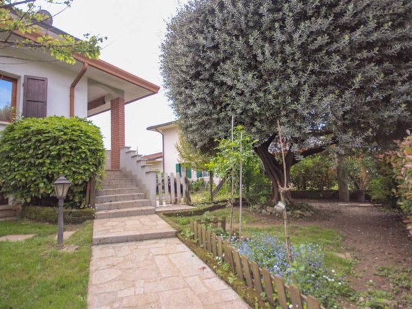 casa indipendente in vendita a Torri di Quartesolo