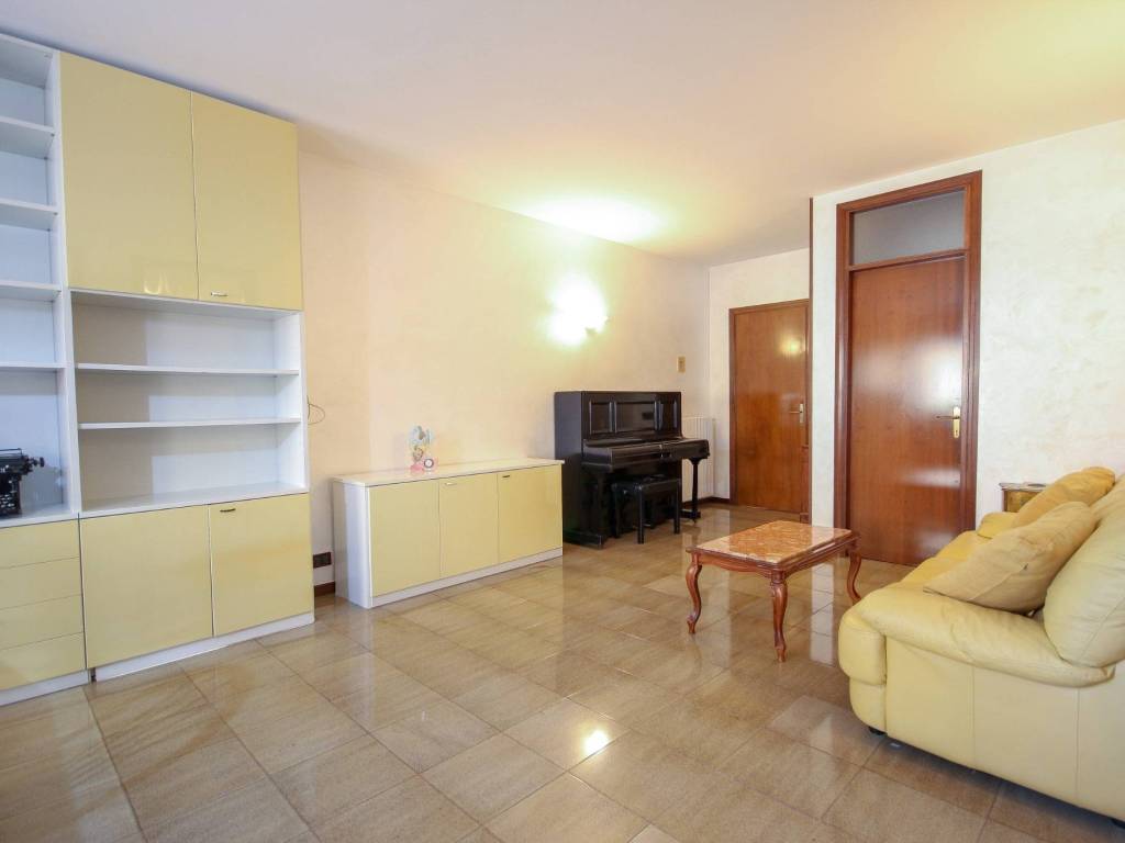 appartamento in vendita a Torri di Quartesolo in zona Marola