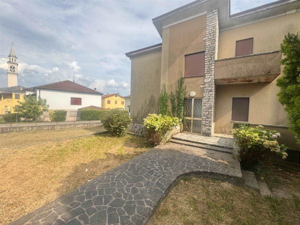 appartamento in vendita a Torri di Quartesolo in zona Marola