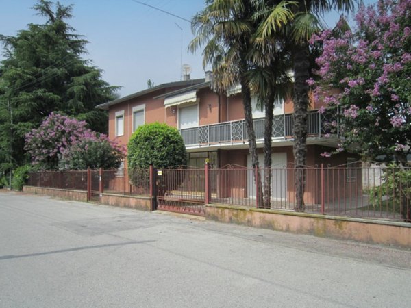 casa indipendente in vendita a Torri di Quartesolo