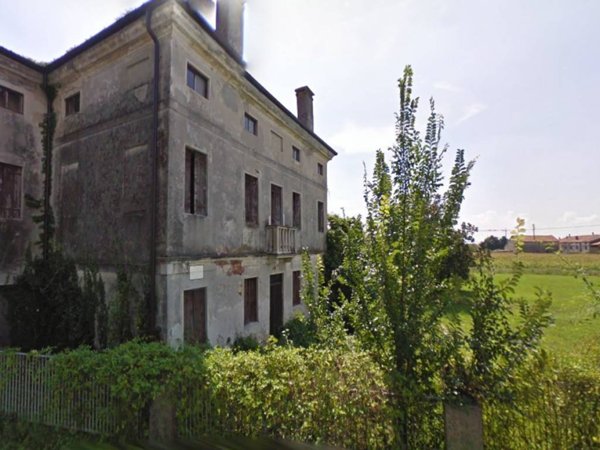 casa indipendente in vendita a Torri di Quartesolo in zona Lerino