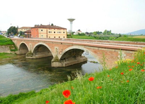 casa indipendente in vendita a Torri di Quartesolo