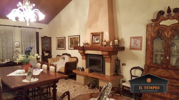 casa indipendente in vendita a Torri di Quartesolo in zona Marola