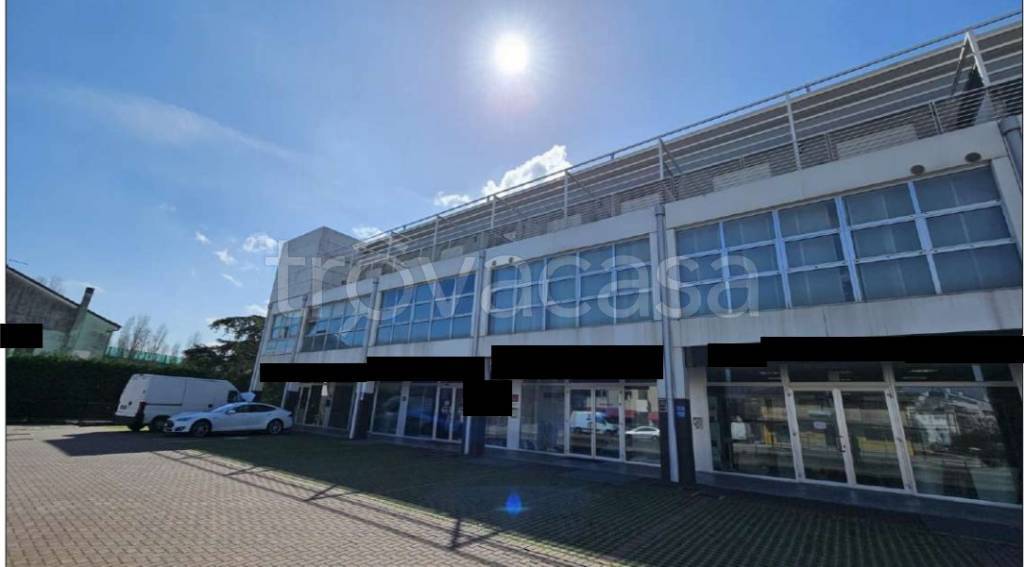 ufficio in vendita a Torri di Quartesolo