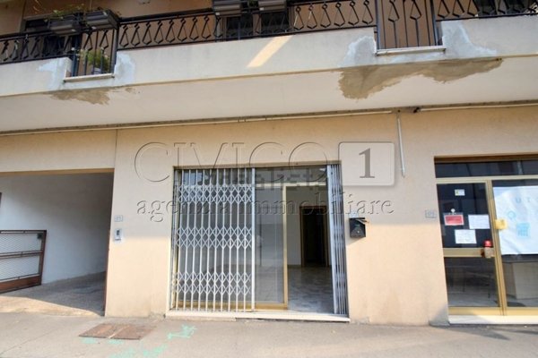 negozio in vendita a Torri di Quartesolo in zona Lerino