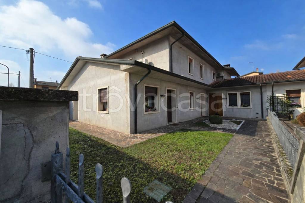 casa indipendente in vendita a Torri di Quartesolo