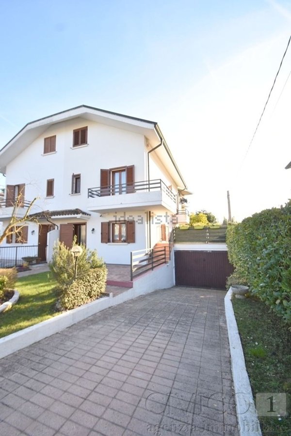 casa indipendente in vendita a Torri di Quartesolo