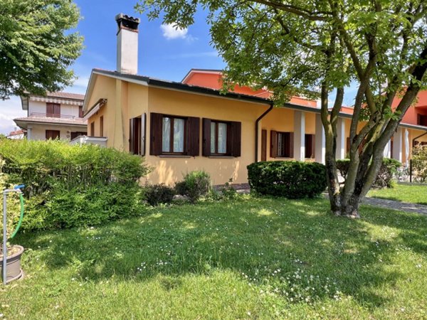 villa in vendita a Torri di Quartesolo