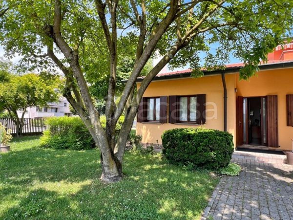 casa indipendente in vendita a Torri di Quartesolo