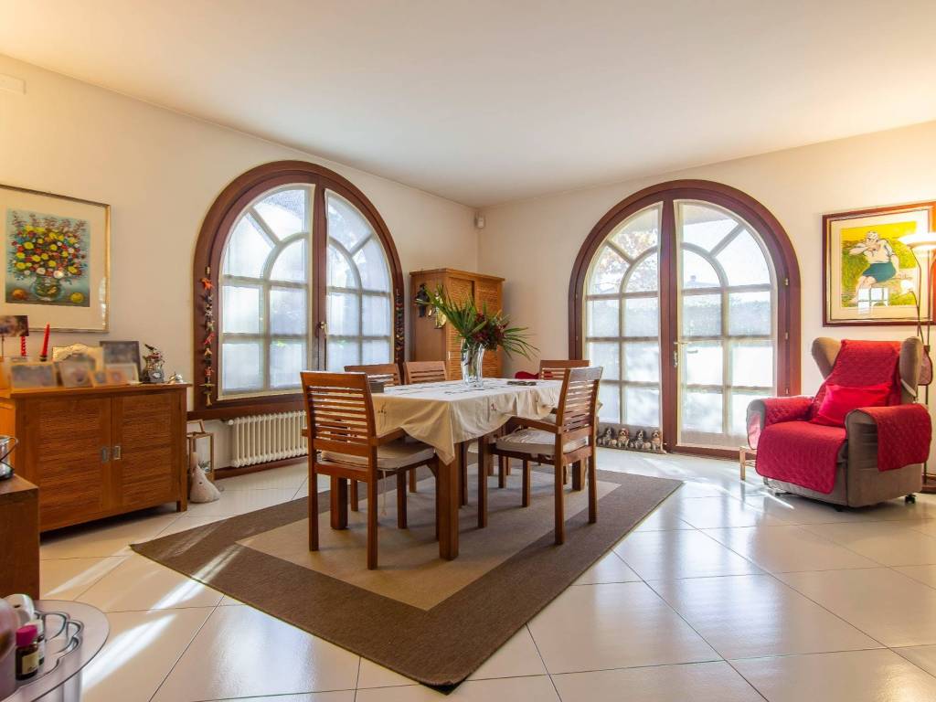 casa indipendente in vendita a Torri di Quartesolo