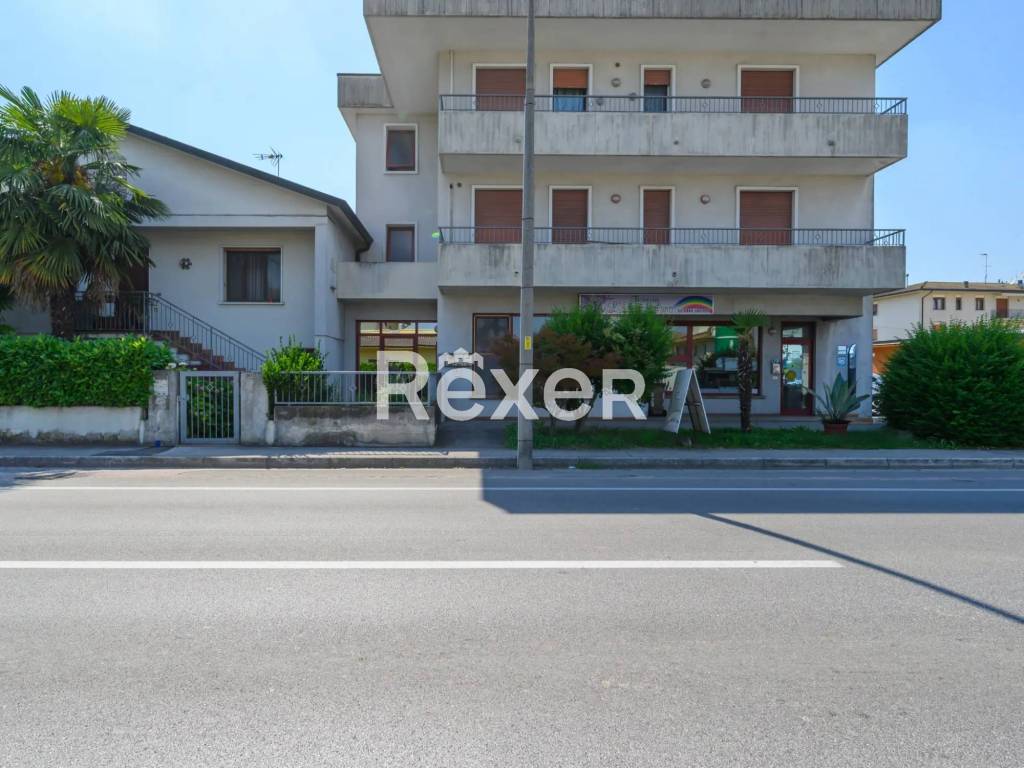 appartamento in vendita a Torri di Quartesolo in zona Marola