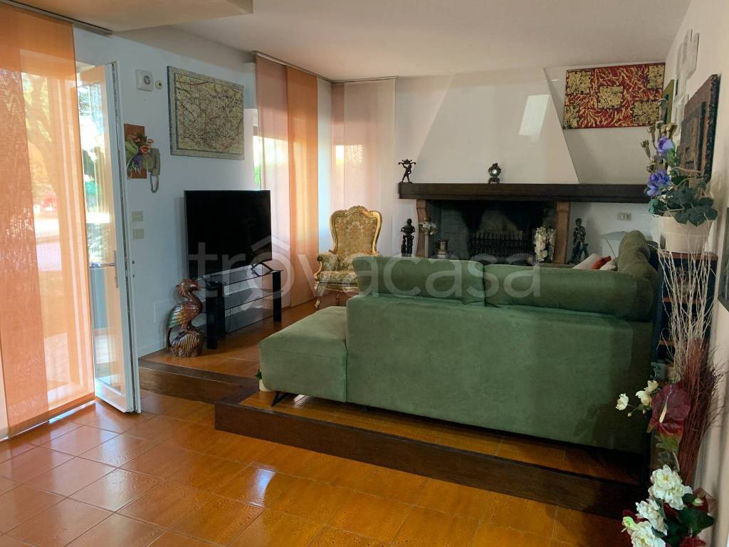 casa indipendente in vendita a Torri di Quartesolo