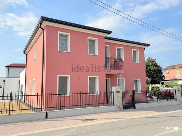 appartamento in vendita a Torri di Quartesolo in zona Marola