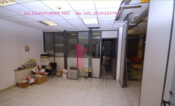 locale commerciale in vendita a Torri di Quartesolo