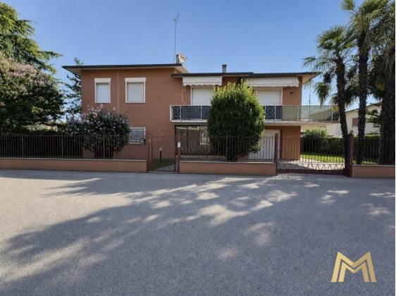 casa indipendente in vendita a Torri di Quartesolo