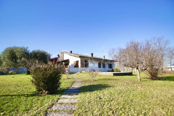 casa indipendente in vendita a Trissino