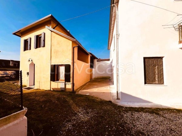 casa indipendente in vendita a Trissino
