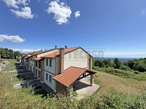 casa indipendente in vendita a Trissino