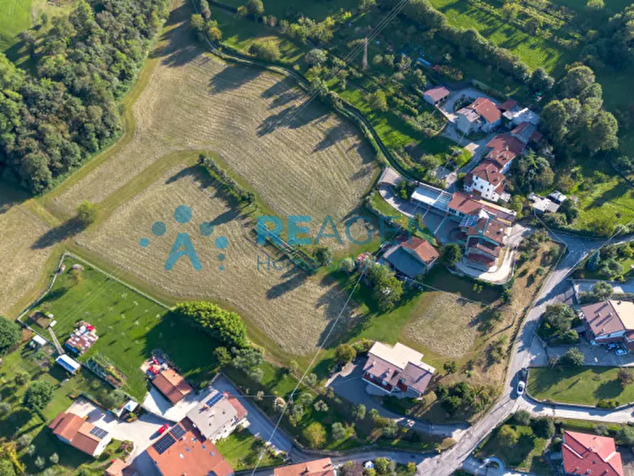 casa indipendente in vendita a Trissino in zona Lovara